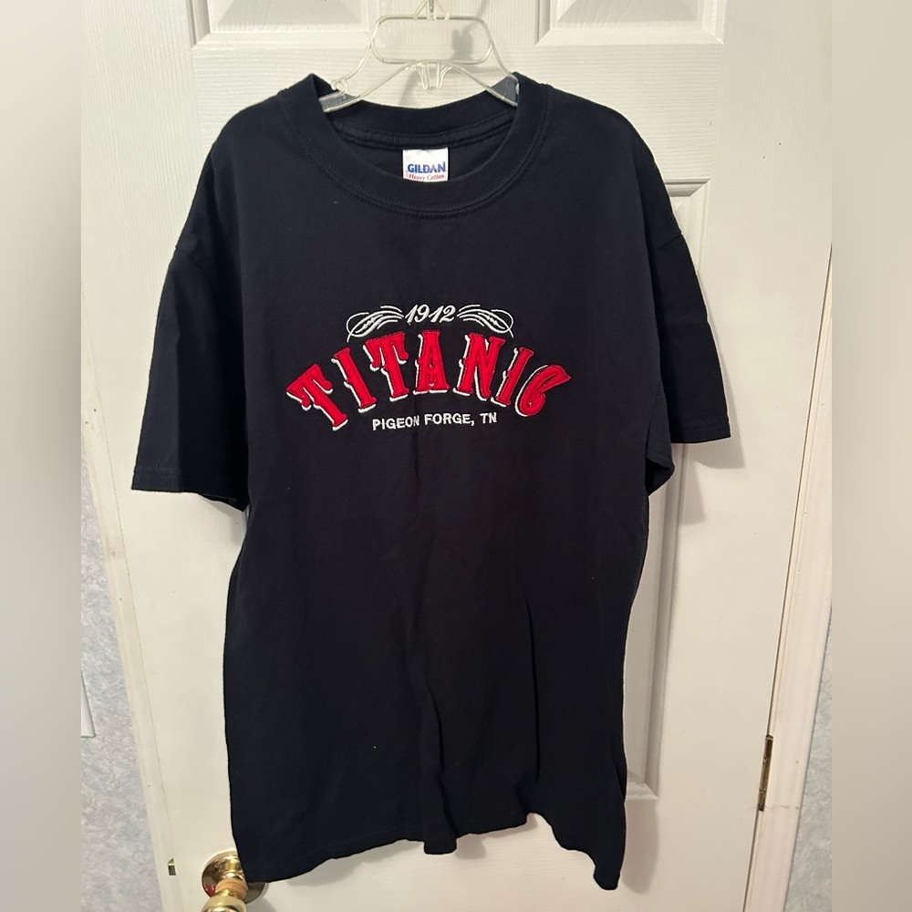 Titanic T-Shirt - Pigeon Forge, Tennessee